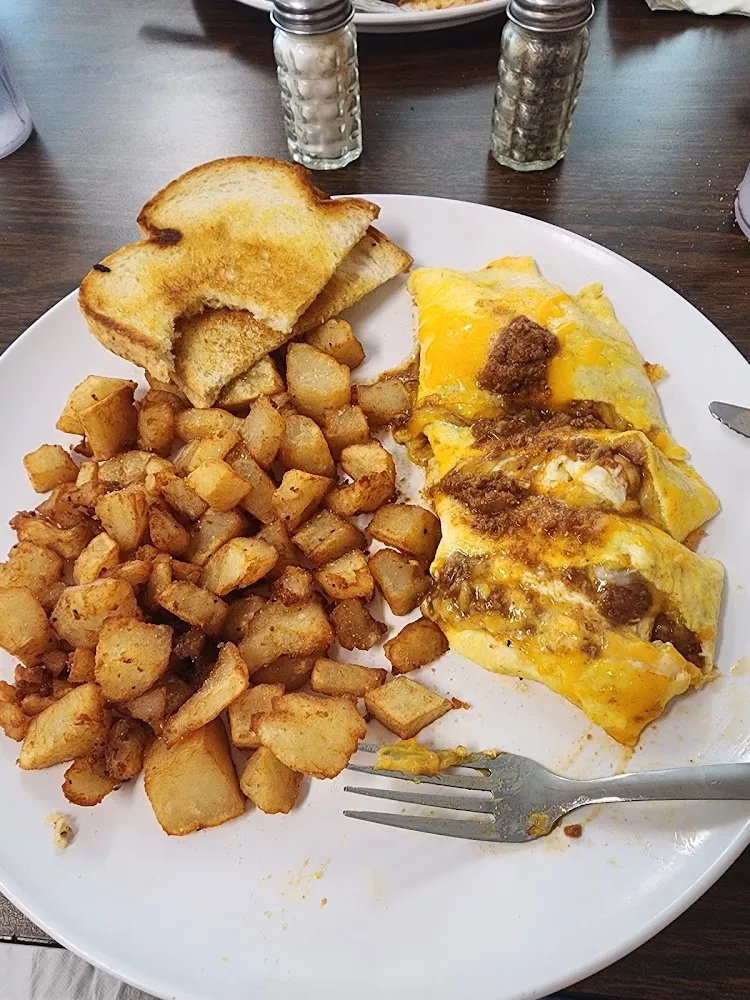 Chili Cheese Omelet